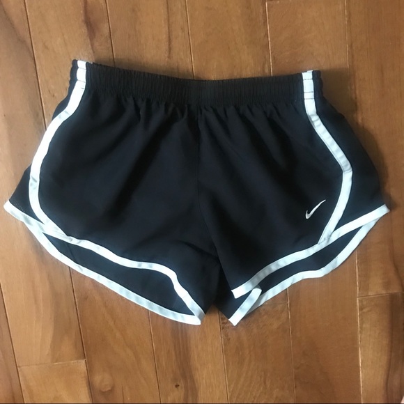girls white athletic shorts